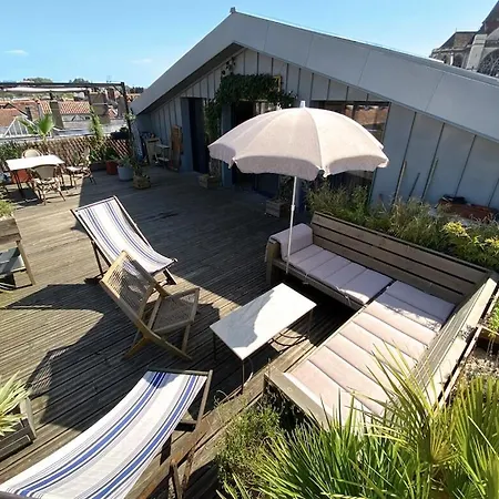 Rooftop En Centre Apartment